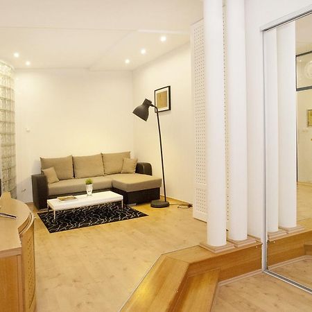 Diana Apartment On Vaci Utca Budapest Eksteriør billede