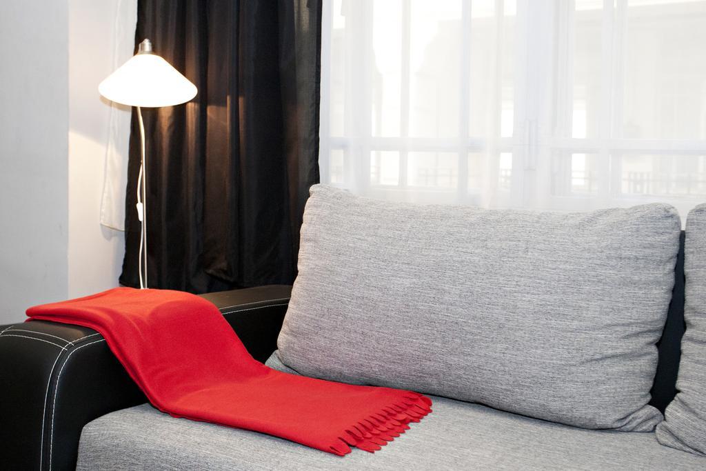 Diana Apartment On Vaci Utca Budapest Værelse billede