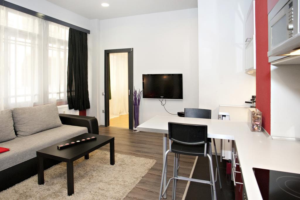 Diana Apartment On Vaci Utca Budapest Værelse billede
