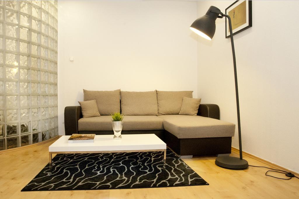 Diana Apartment On Vaci Utca Budapest Eksteriør billede